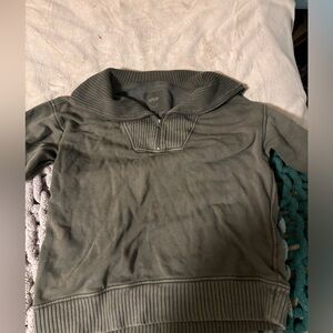 zip up crewneck from aerie!!